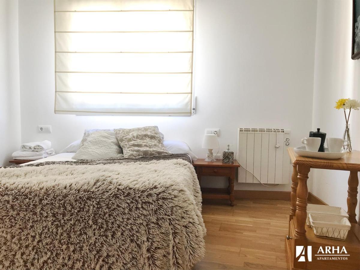 Apartamentos Arha Потес Екстериор снимка