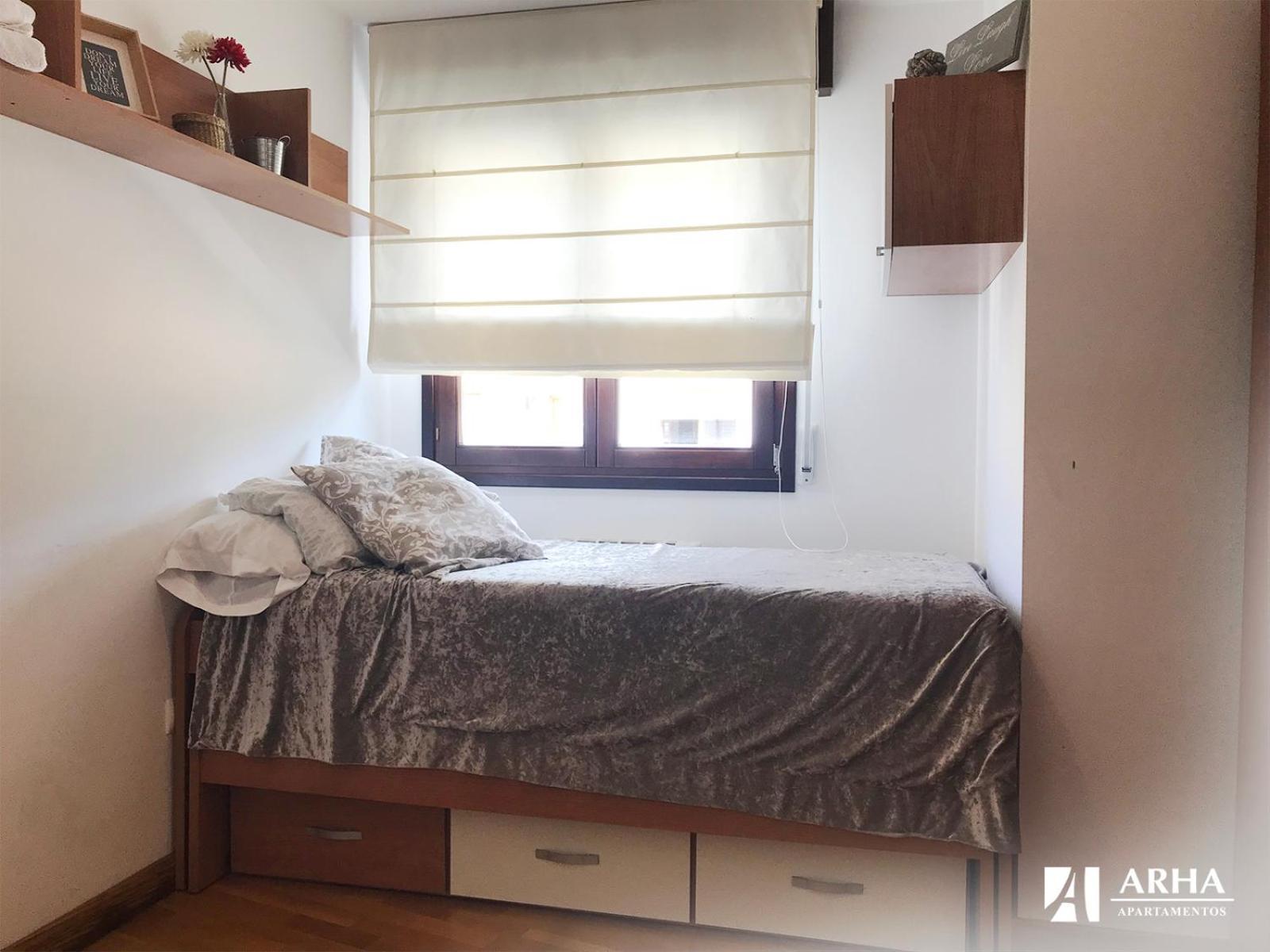 Apartamentos Arha Потес Екстериор снимка